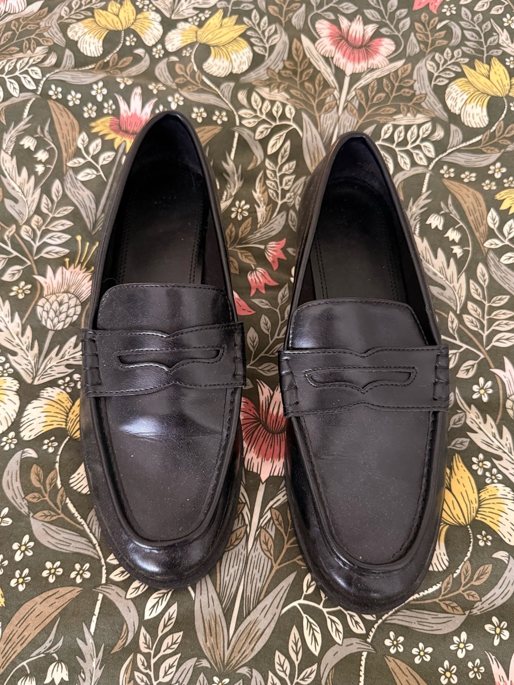 H&M Black Penny Loafers - Women's